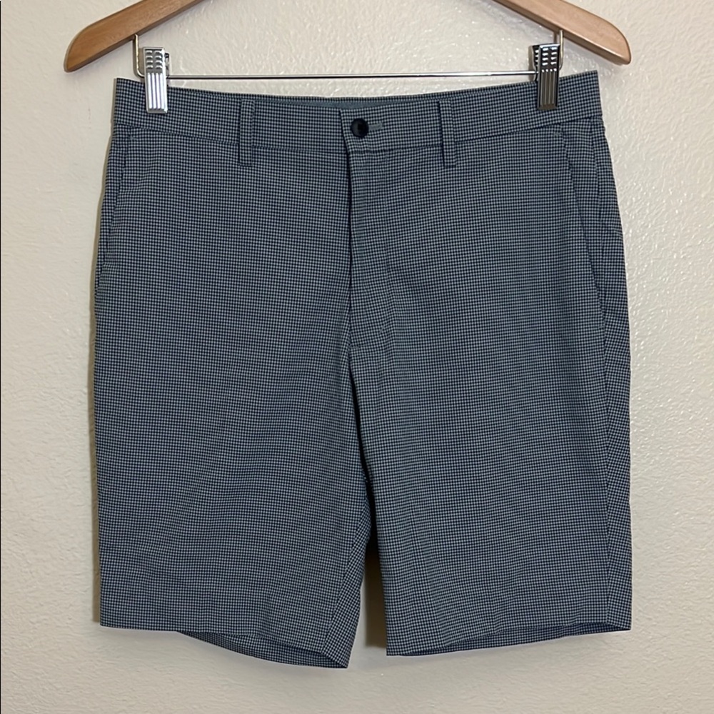 Uniqlo Checkered Casual Flat Front Shorts